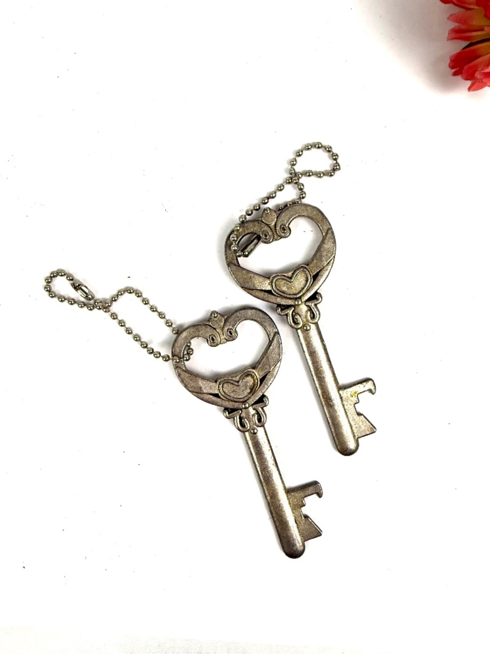 Set of 2 Heart Skeleton Key Bottle Openers Silver Wedding Favor Decor Vintage Br